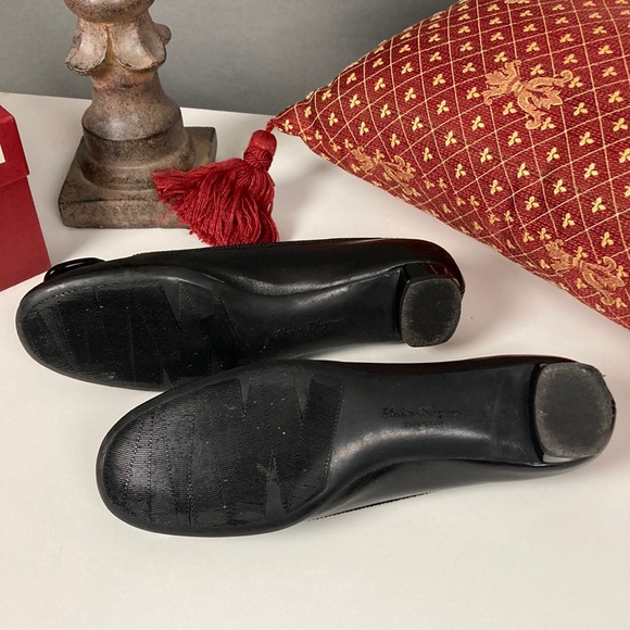 SALVATORE FERRAGAMO My Charme shoes, size 7 B, with box, dust bag - Picture 10 of 17